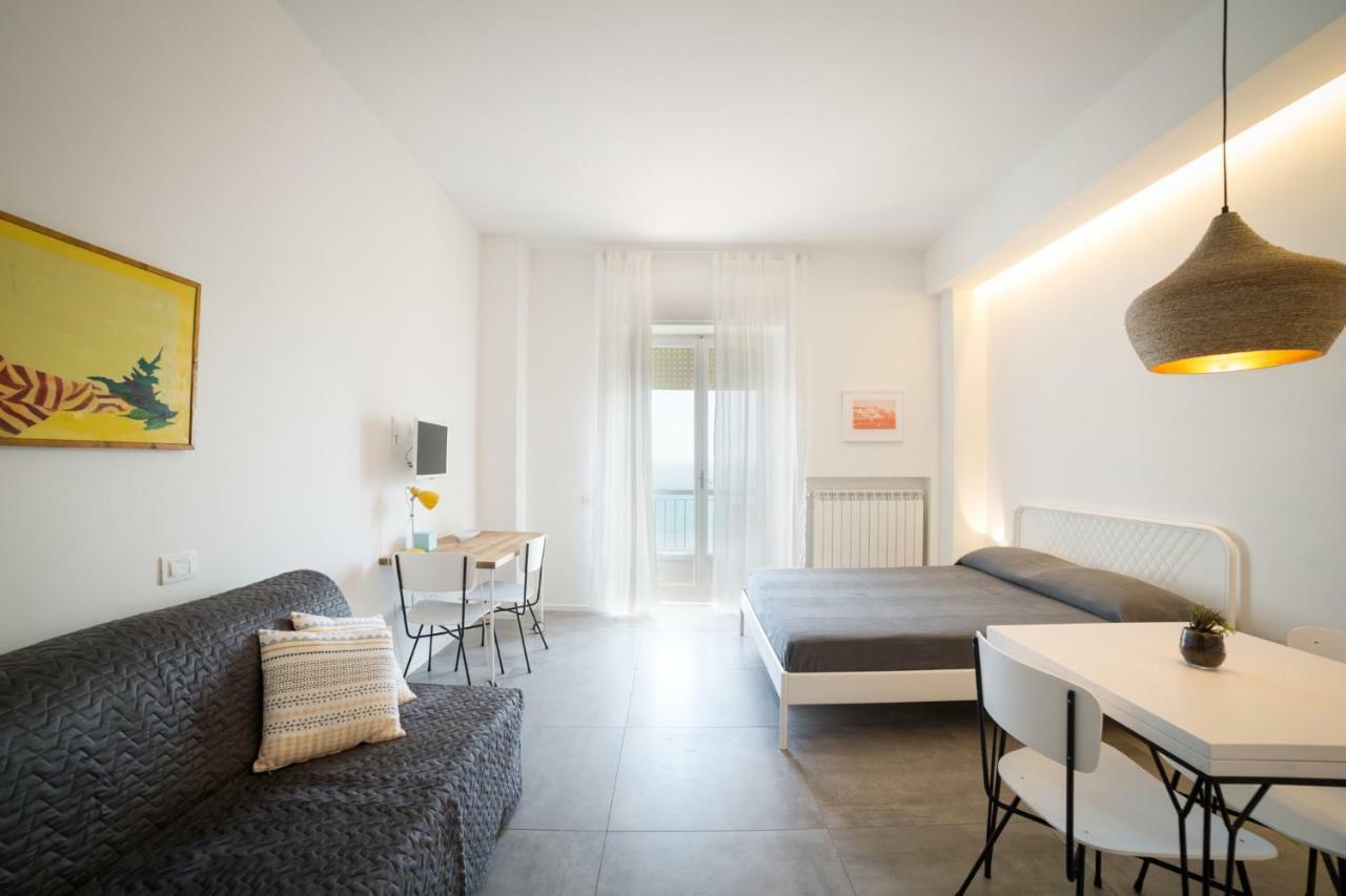サレルノ Salsedine Sea View Bed & Breakfast エクステリア 写真